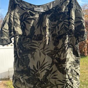 Leaf Print Off-Shoulder Top